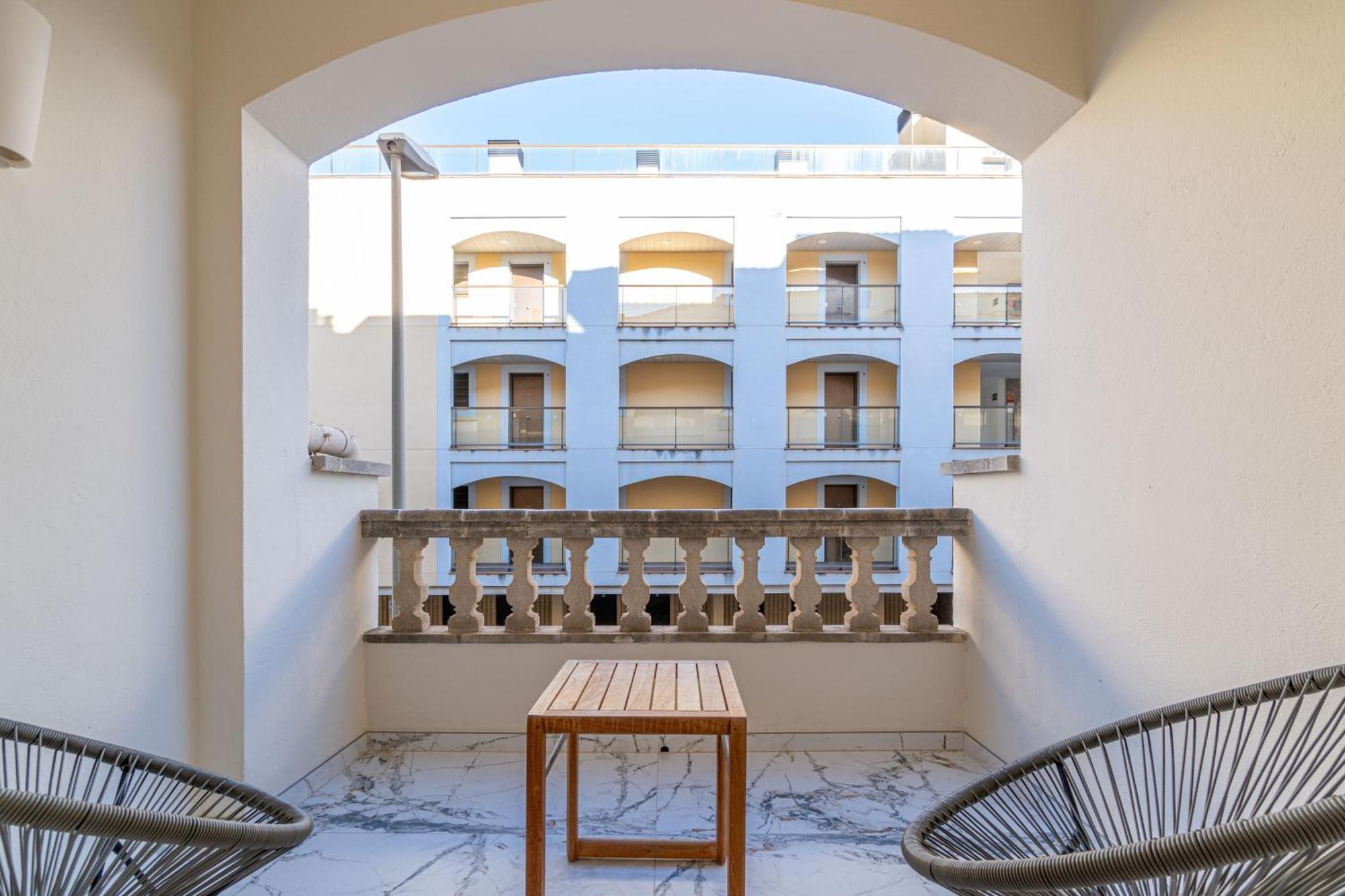 Moderno Apartamento Frente Al Canal Con Terrazas Lejlighed Empuriabrava Eksteriør billede